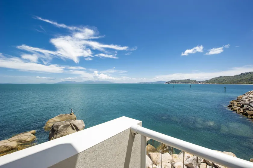 1 Bright Point Apartment 4204, 146 Sooning Street - Image 1