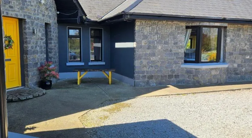 Ard Aoibhinn Roscommon Bed & Breakfast - Image 1