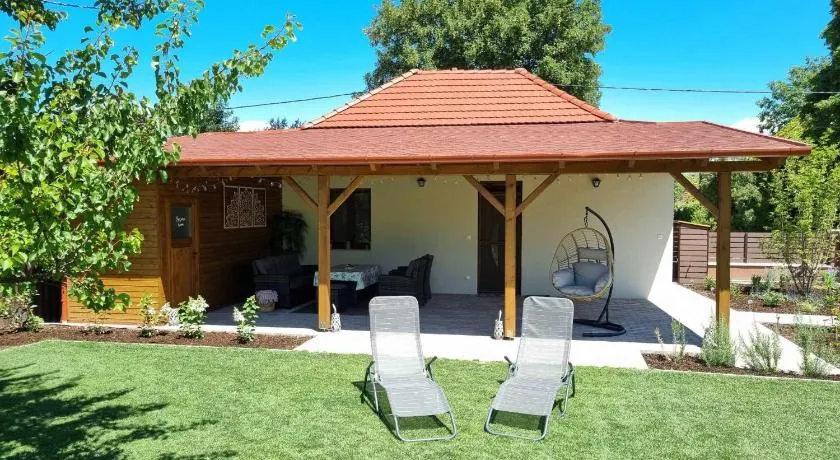 Villa V53 Siófok - Image 1