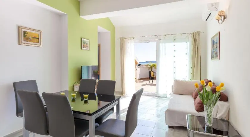 Apartments Kike - Image 1