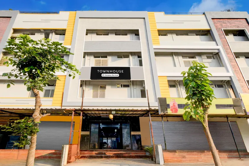 Super Townhouse Cherlapally Railway Station Hyderabad - Image 1