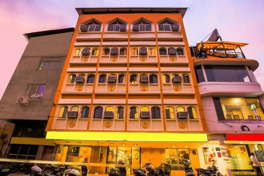 Hotel Sona - Image 1