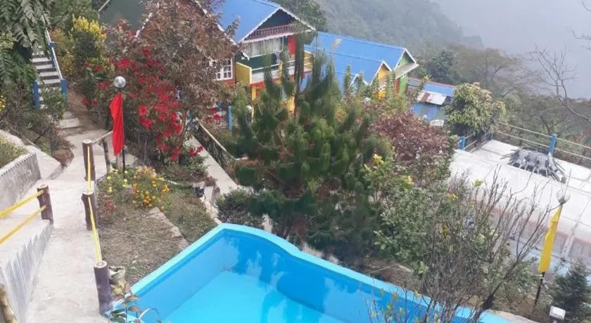 Rainbow Valley Resort - Image 1