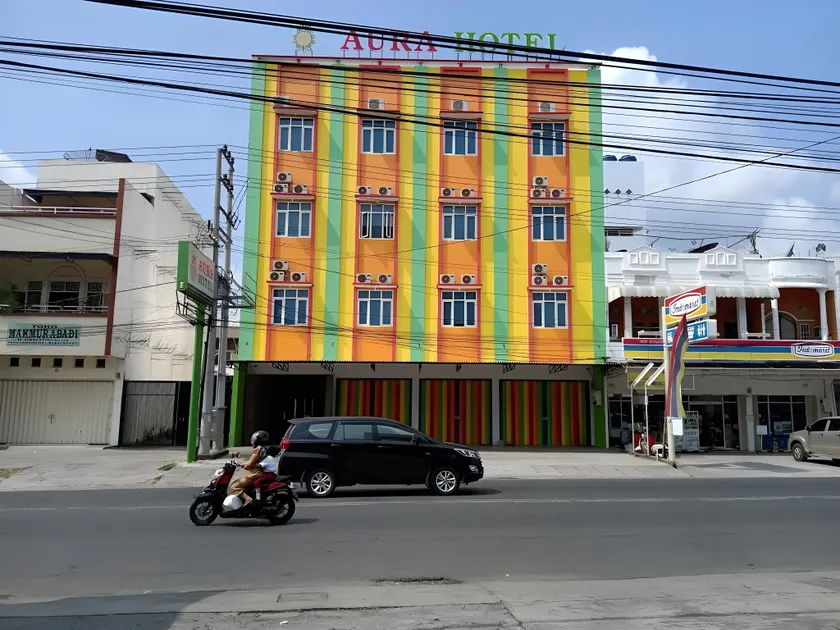 HOTEL AURA - Image 1