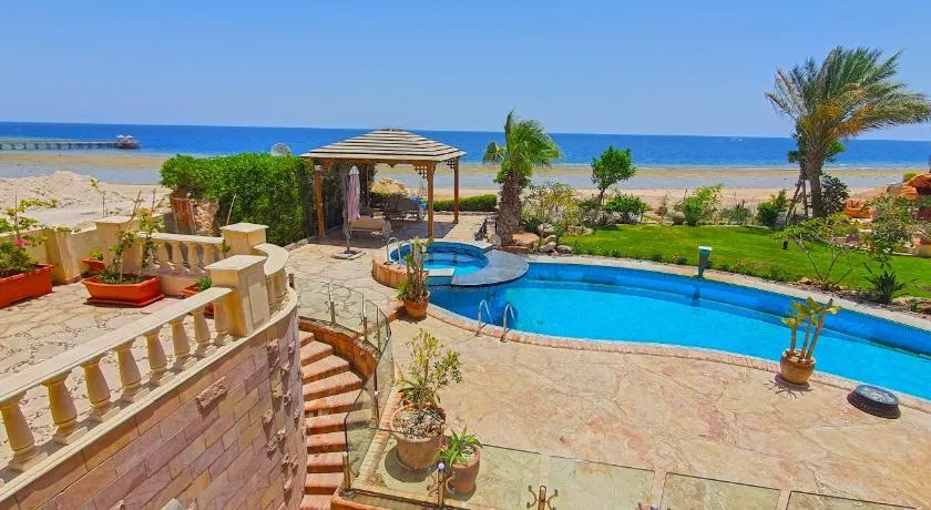Luxury Seafront Pool Villa - 3 Stories & Roof floor - All Master Bedrooms - Image 1