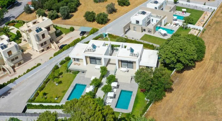 Aurum Villas - Image 1