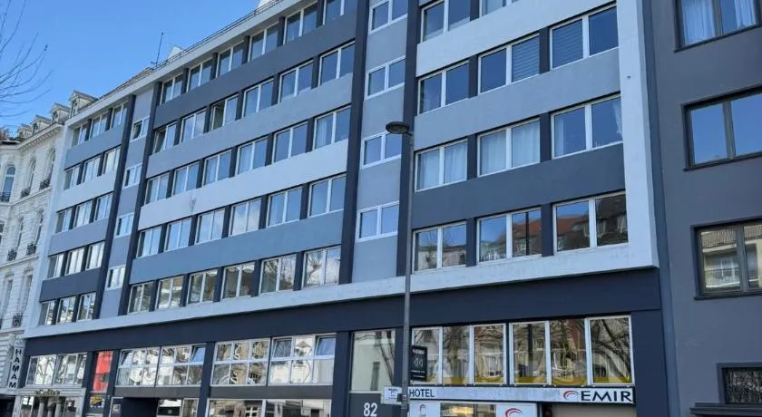 Hotel Garni Emir - Image 1