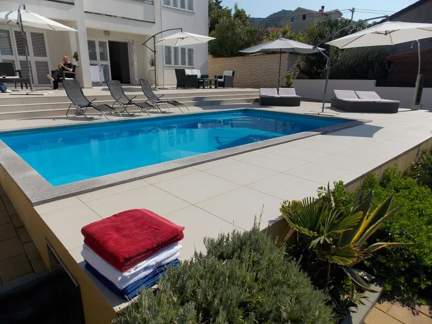 Apartment MK A4 Banjol, Island Rab - Image 1