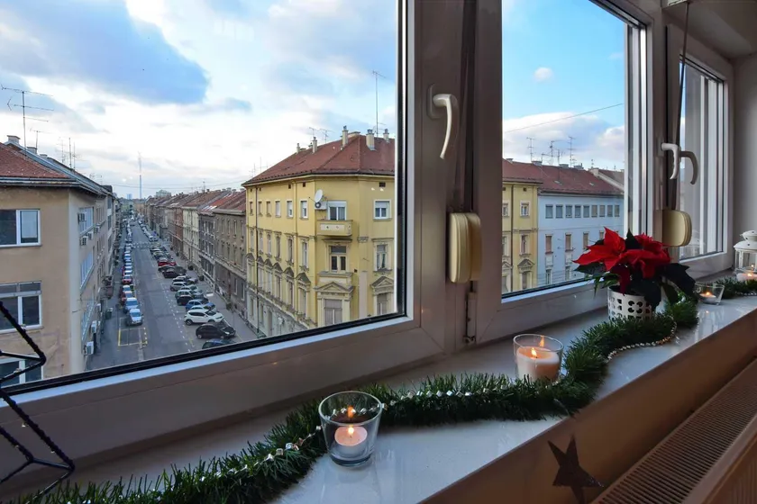 Libertas Zagreb centre view - Image 1