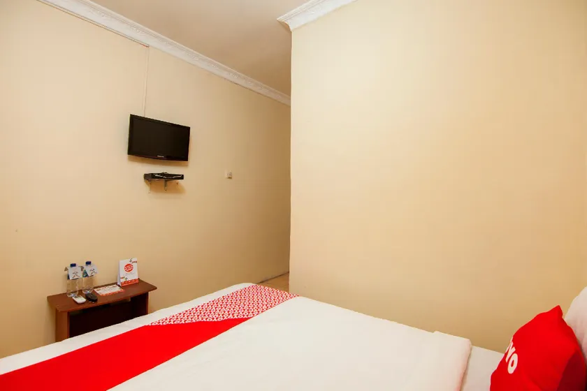 Hotel O 211 - Image 1