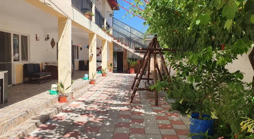 Pensiunea Nina - Image 1