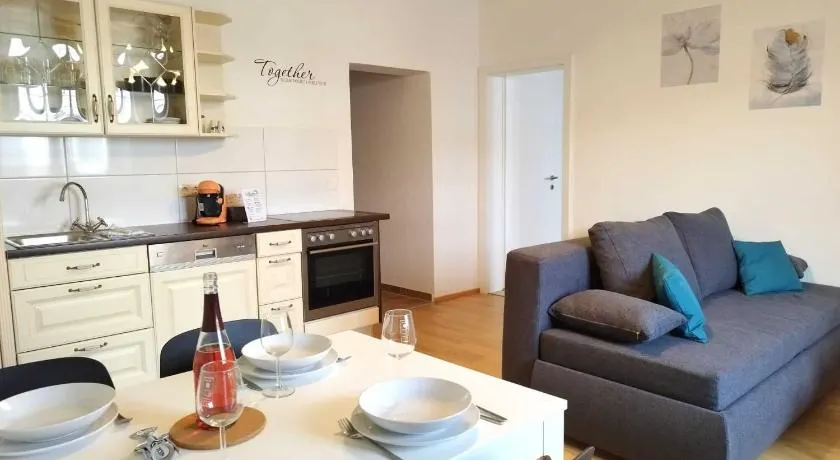 Ferienzimmer Reinisch in Tattendorf - Image 1