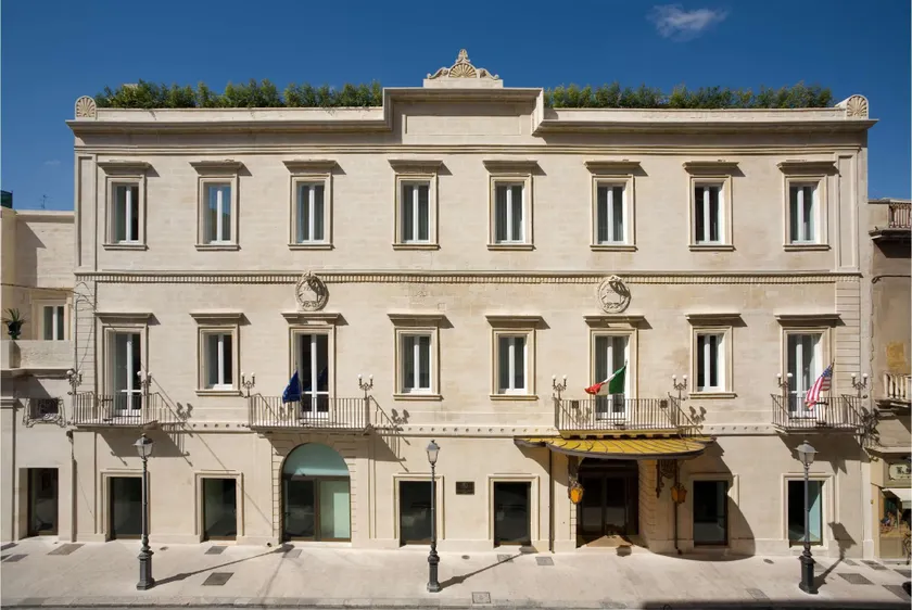 Tivoli Palazzo 1880 Lecce Hotel - Image 1