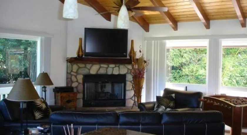 Bamboo Valley Inn - Image 1