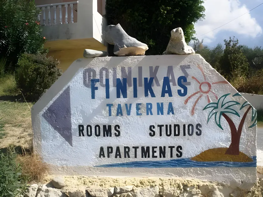 Finikas Apartments - Image 1