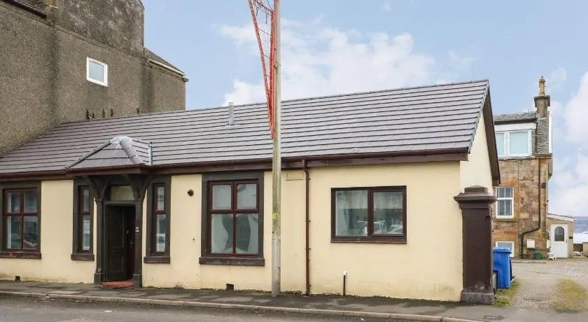 Annielea is a cosy 3 bed Cottage in Helensburgh - Image 1
