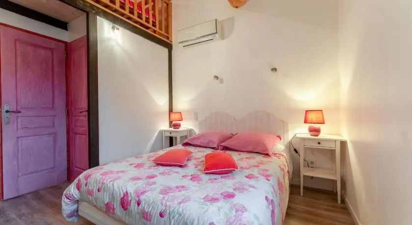 Chambre Laurier Rose - Image 1