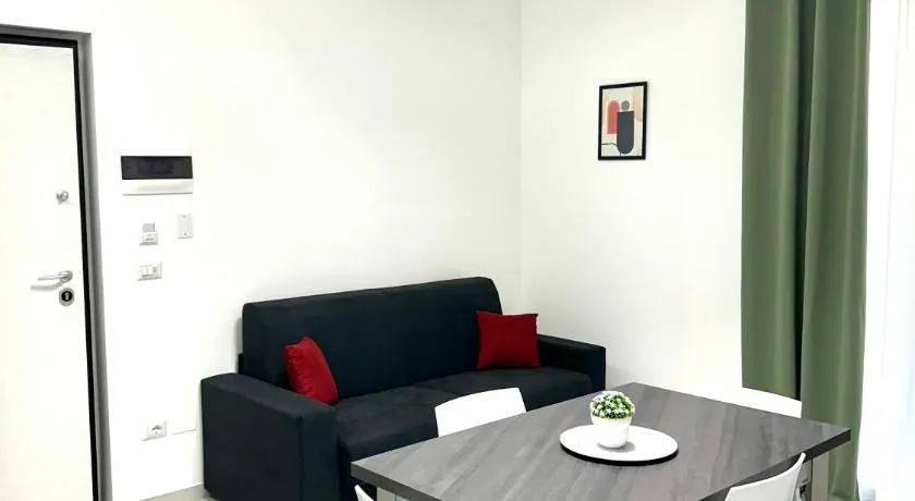 Levante Apartments 1 - Image 1
