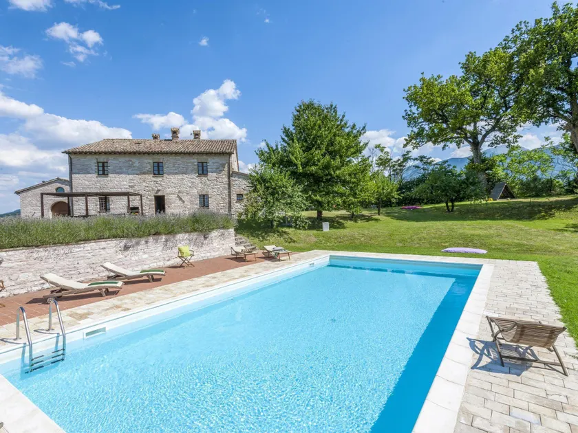 Ornate Mansion in Cagli with Hot Tub and Private Pool - Image 1