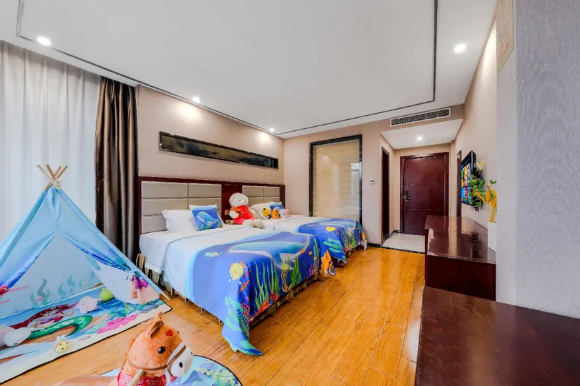 Wall Street hotel - Image 1
