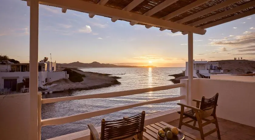 Infinito Boathouse Milos - Image 1