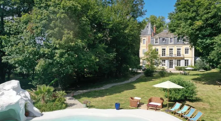 Château de Corcelle - Chambres et table d'hôtes - Image 1