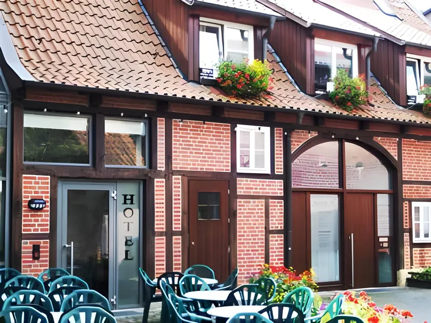 Hotel Restaurant Brintrup - Image 1