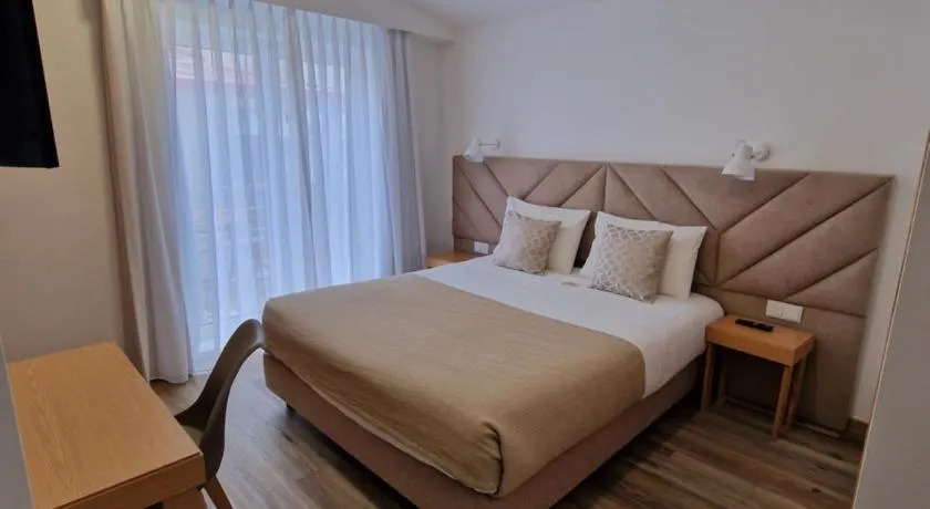 Soldouro Guesthouse - Image 1