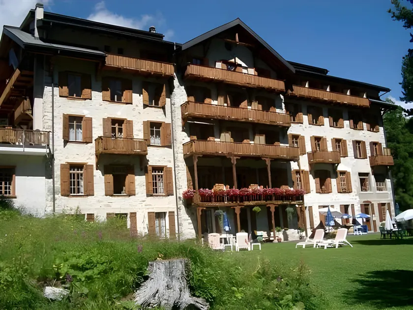 Grand Hôtel & Kurhaus - Image 1