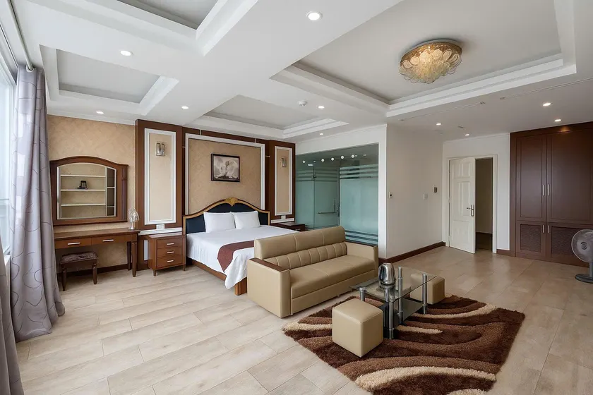 Eco Nest Signature Hotel - Image 1