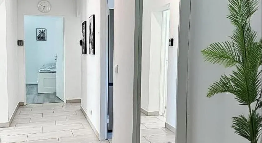Moderne 3-Zimmer-Ferienwohnung bei Frankfurt - frisch renoviert, zentral gelegen und perfekt für Familien und Business-Trips - Image 1