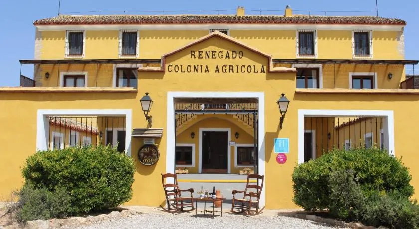 Hotel rural Entreviñas - Image 1