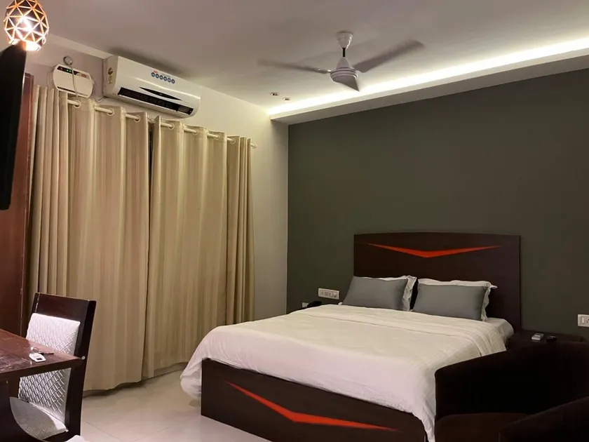 Sea Queen Residency - Image 1