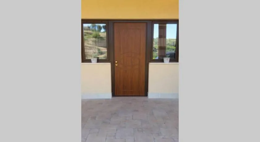 Isabella house - Image 1
