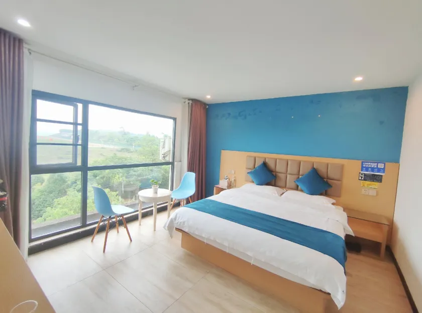 Huaqianshu Youth Hotel (Liangjiang Airport Branch) - Image 1