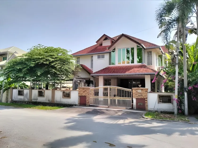 Villa Senitaman Organik - Image 1