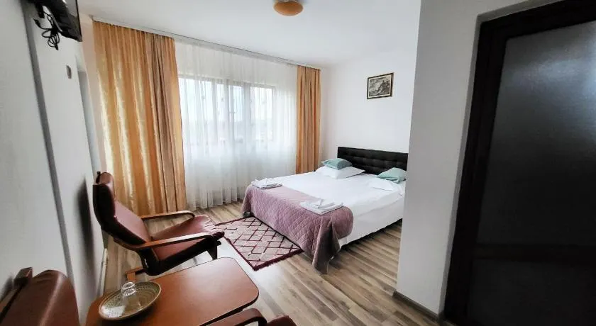 Pensiunea Dana - Image 1