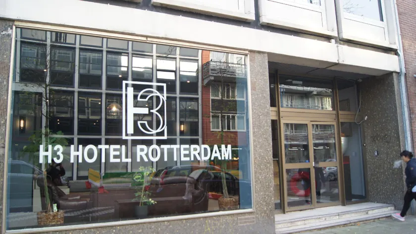 H3 Hotel Rotterdam City Center - Image 1