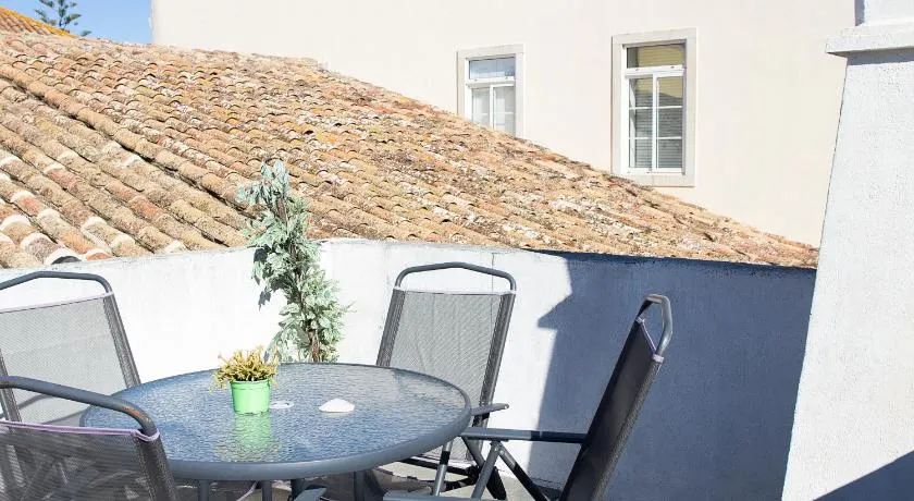 The Tiles House - Image 1
