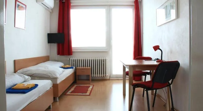 Hostel Narva - Image 1