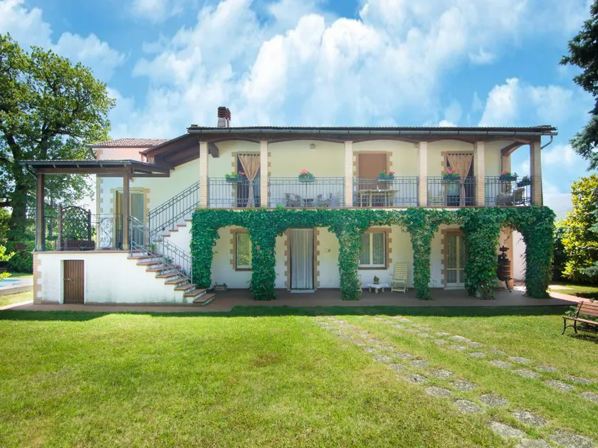 Apartment in Marche near Lame Rosse - Image 1