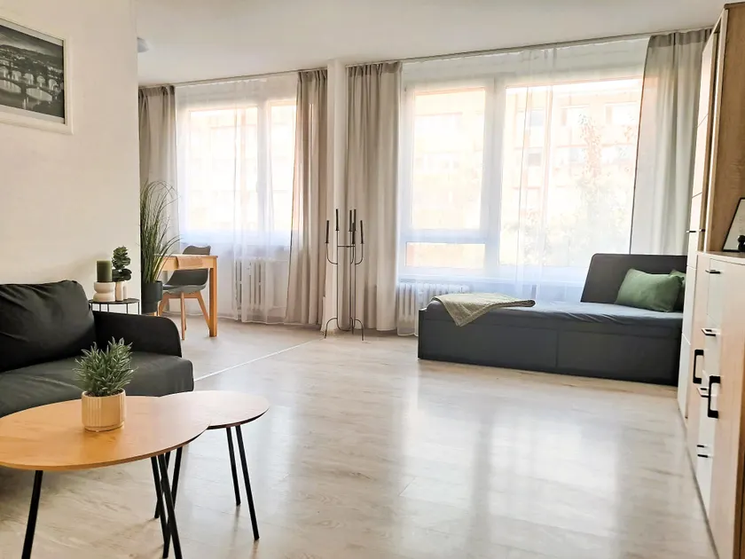Metro Budějovická apartment - Image 1