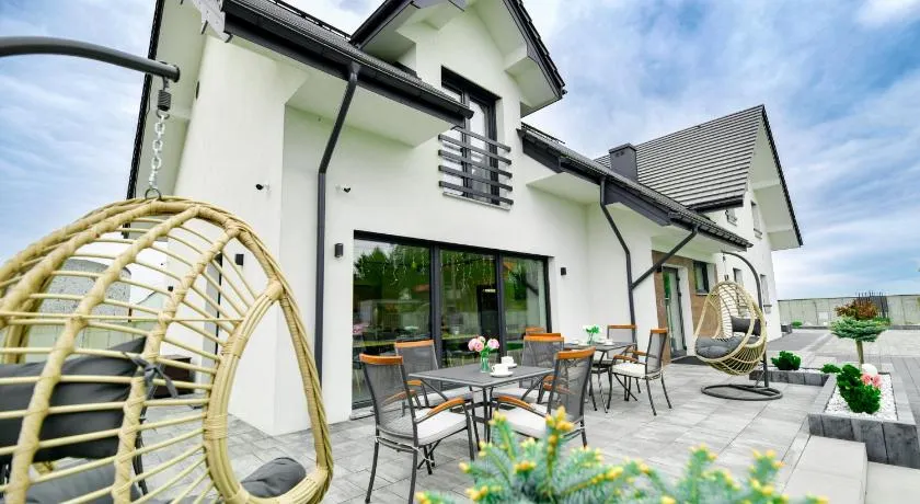 White House Residence Zator-blisko Energylandii - Image 1