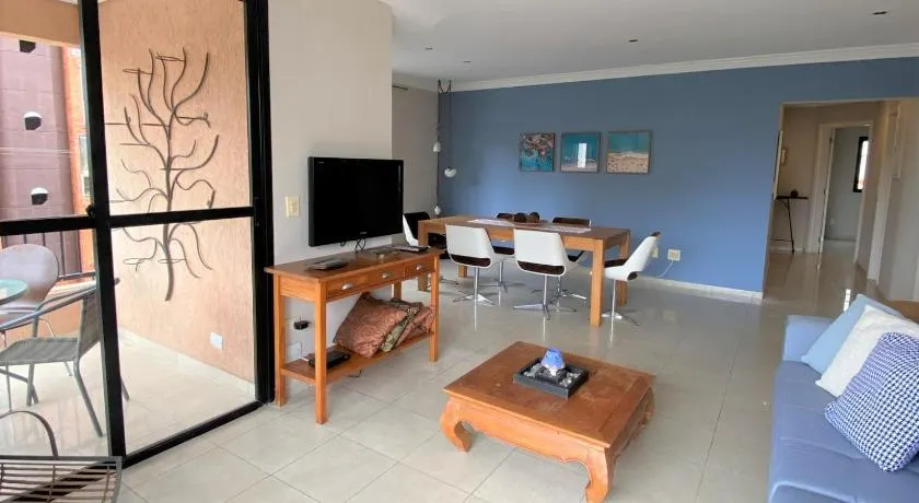 Praia da Enseada Um Por Andar - Image 1