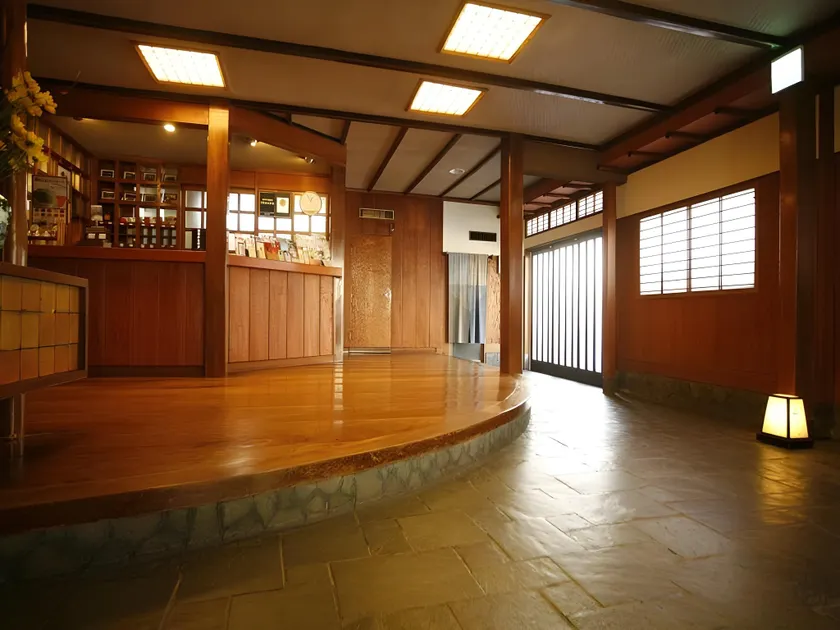 Sennennoyu Koman - Image 1