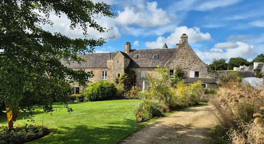 Gîte de charme au Manoir du Plessis-Quinquis - Image 1