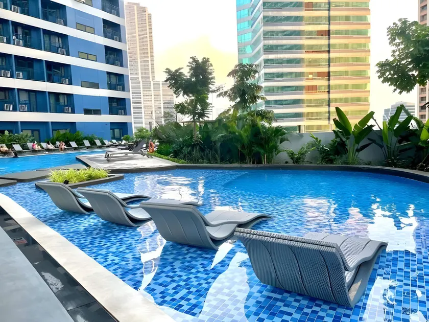 Air Residences Condominium Deluxe - Image 1