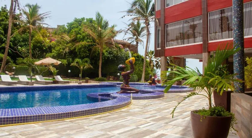 Iris Hotel - Image 1