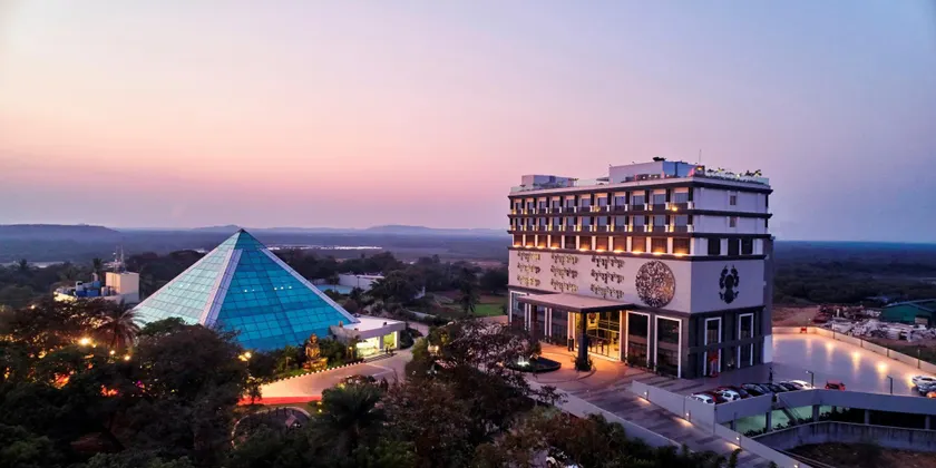 Muza hotels at eskay resorts (ex The E-Hotel) - Image 1