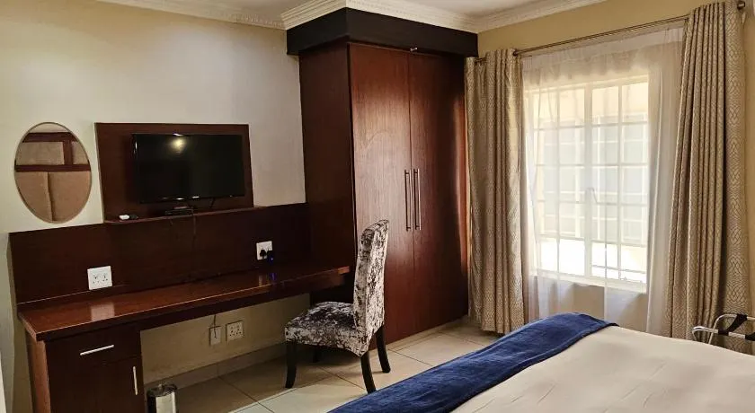 Booth Suite Hotel Mafikeng - Image 1